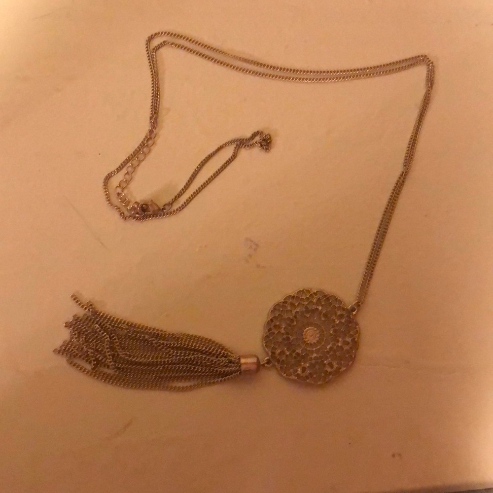 Statement necklace